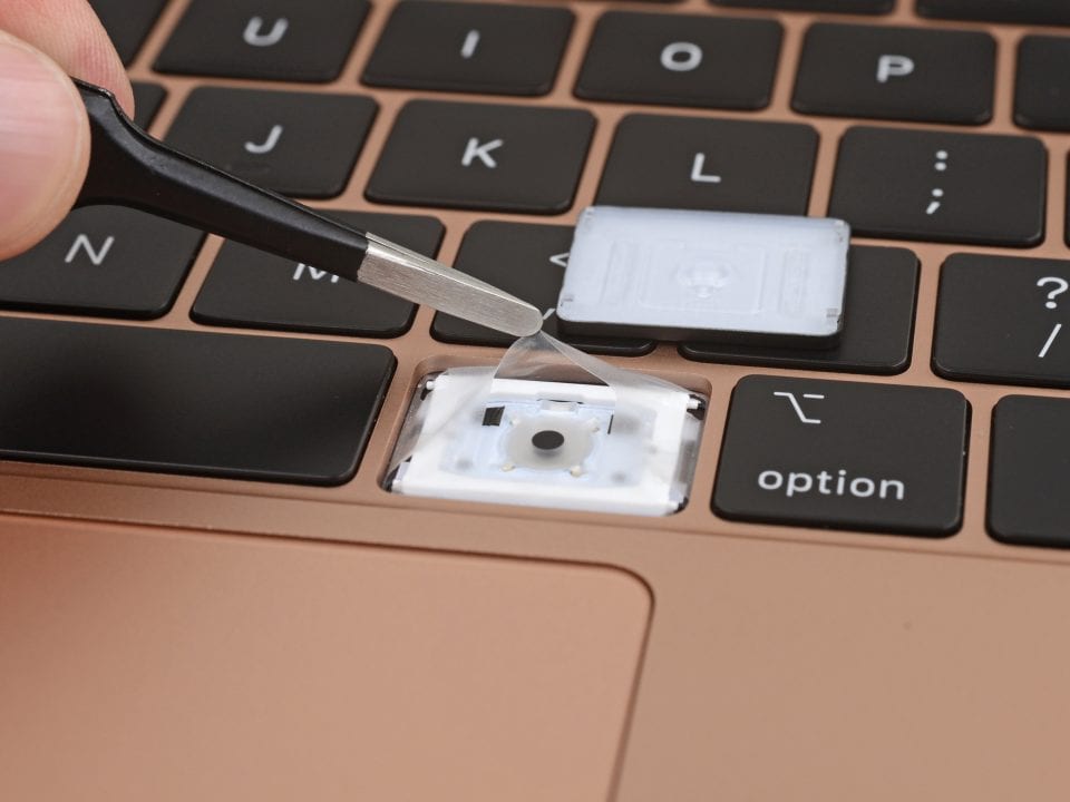 Apple: ancora problemi con le tastiere, questa volta tocca a Macbook Air