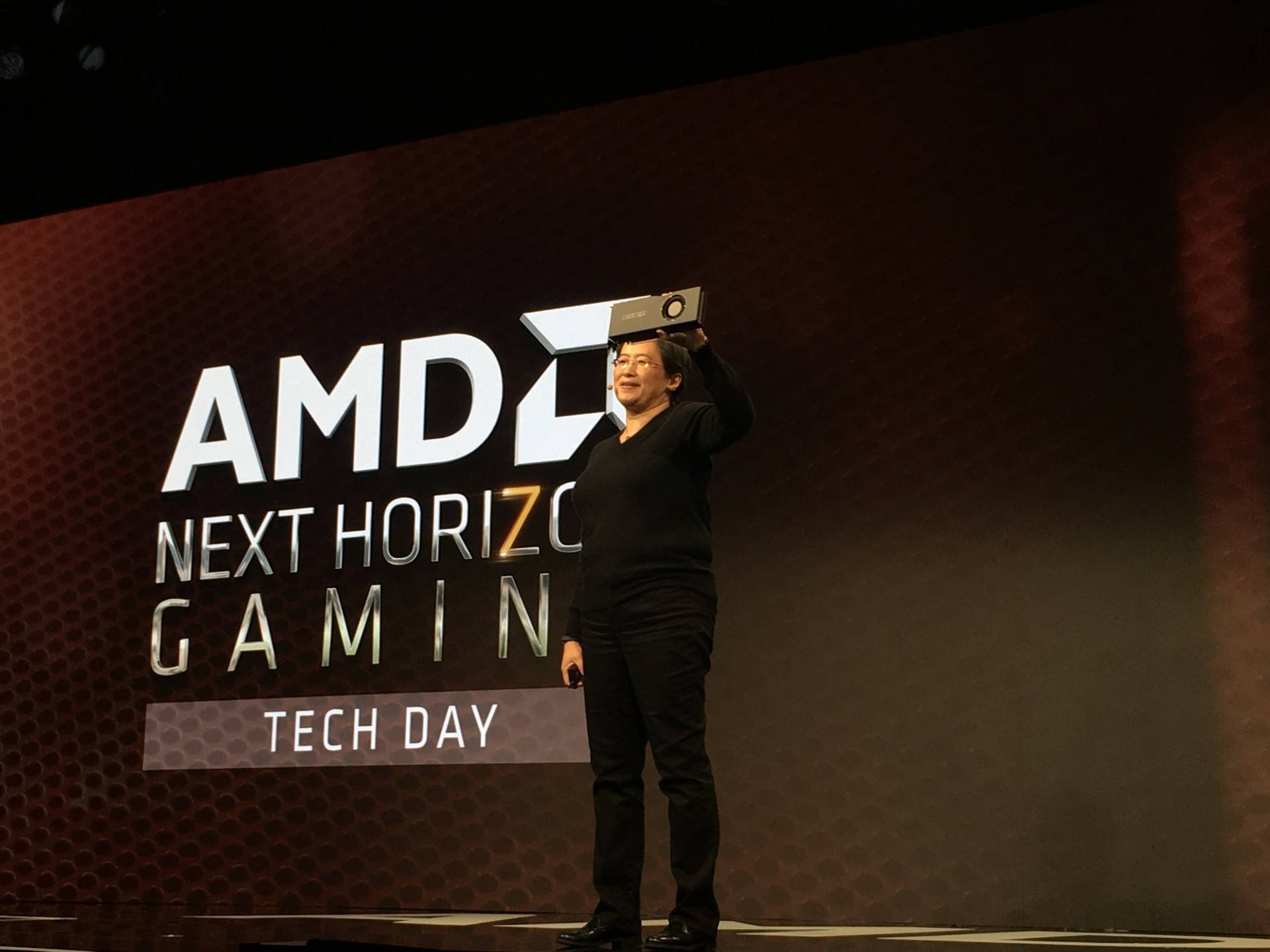 AMD presenta all'E3 2019 le nuove Radeon RX 5700 ed RX 5700 XT