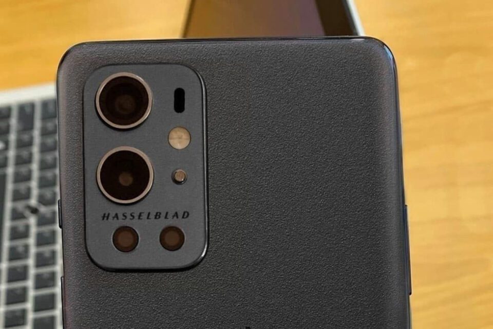 OnePlus 9 Pro: potrebbe debuttare anche nella colorazione Sandstone Black