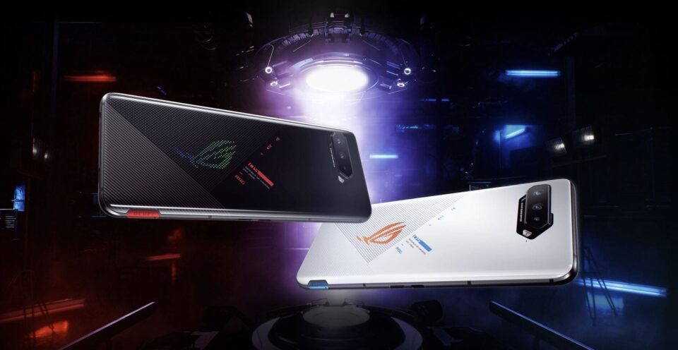 Asus ROG Phone 5 è ufficiale: un mostro di potenza con display posteriore