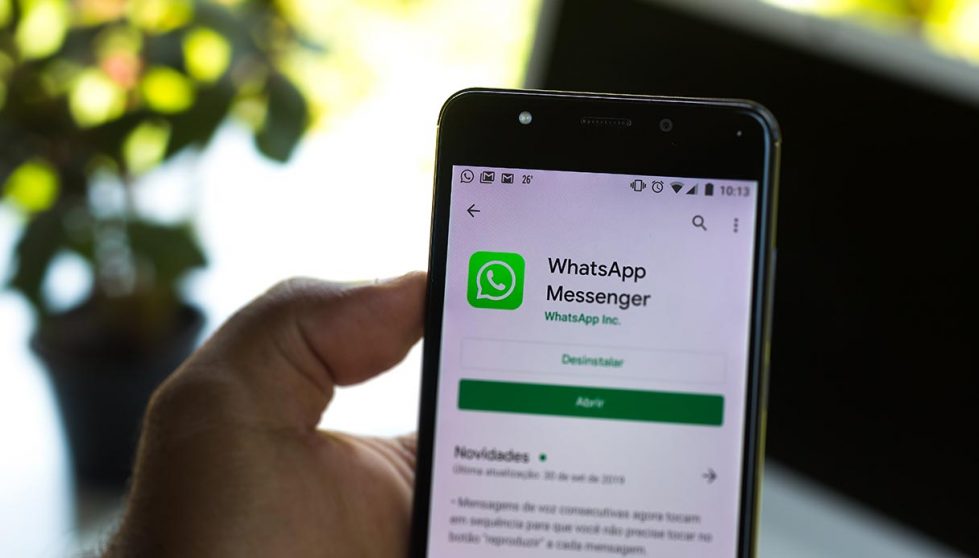 WhatsApp novità per le reaction