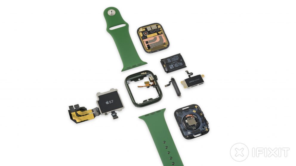 Apple Watch 7 smontato da iFixit: svelato il possibile colpevole del lancio rinviato