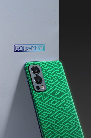OnePlus Nord 2 × PAC-MAN Edition