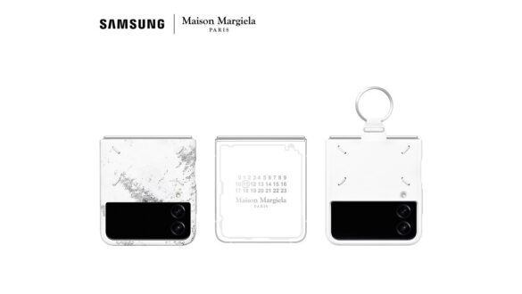 Galaxy Z Flip 4 Maison Margiela Edition