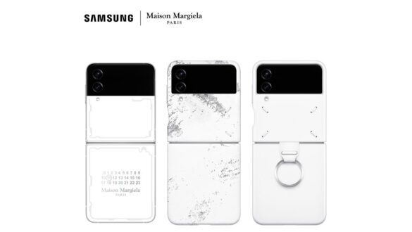 Galaxy Z Flip 4 Maison Margiela Edition