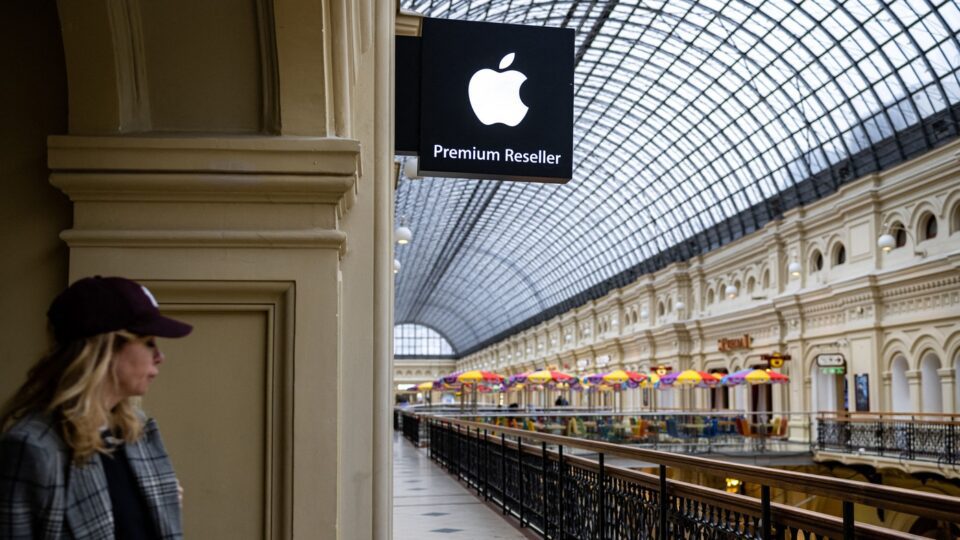 Apple: Russia vieta gli iPhone ai funzionari del governo